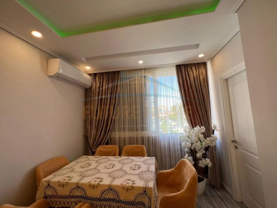Durres, shitet apartament 2+1 Kati 3, 90 m² 150.000 € (PLAZH HEKURUDHA,DURRES)