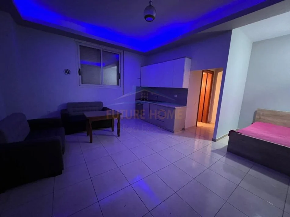 Vlore, shitet garsonier 1+1, Kati 1, 40 m² 75,000 € (Rruga "Gjergj Kastriot", Vlorë.)