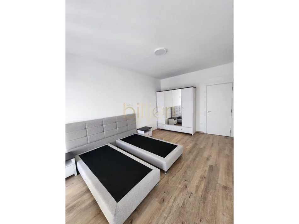 Tirane, jepet me qera 1+1 , 