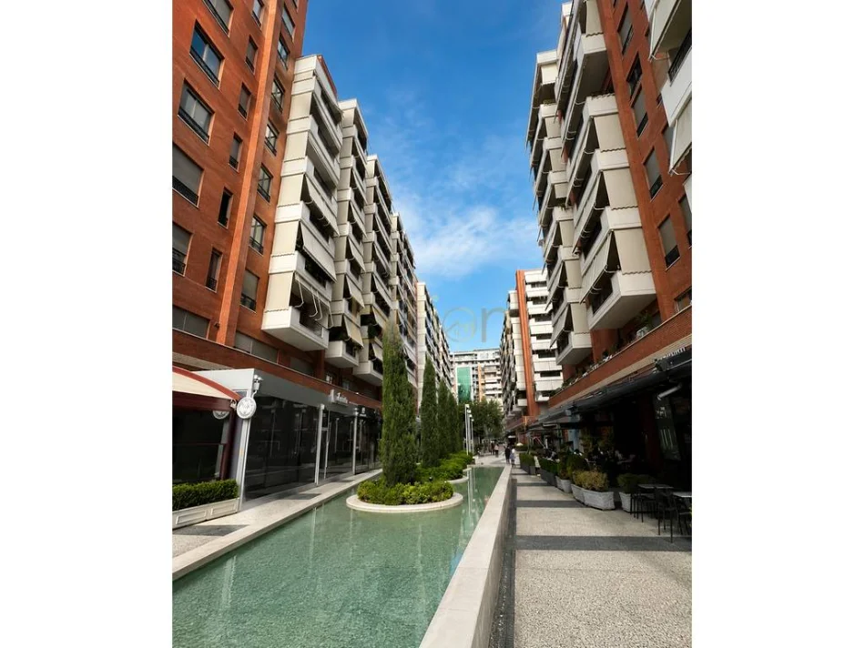 Tirane, jepet me qera 3+1 , 112 m² 1.200 € (Kompleksi Delijorgji)