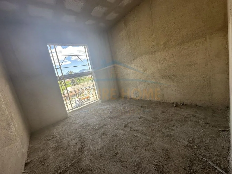 Tirane, shitet apartament 1+1, Kati 2, 67 m² 86,700 € (ISH SHESHI SHQIPONJA)