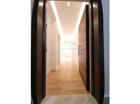 Tirane, shitet apartament 2+1, Kati 7, 95 m² 210,000 € (Zogu i Zi)