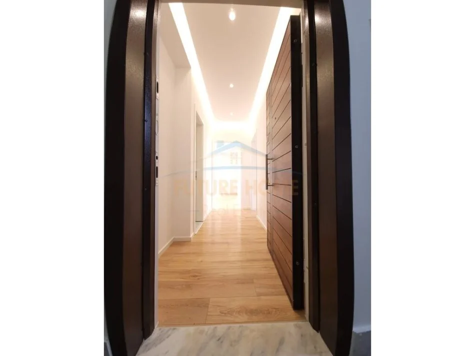 Tirane, shitet apartament 2+1 Kati 7, 95 m² 210.000 € (ZOGU I ZI)