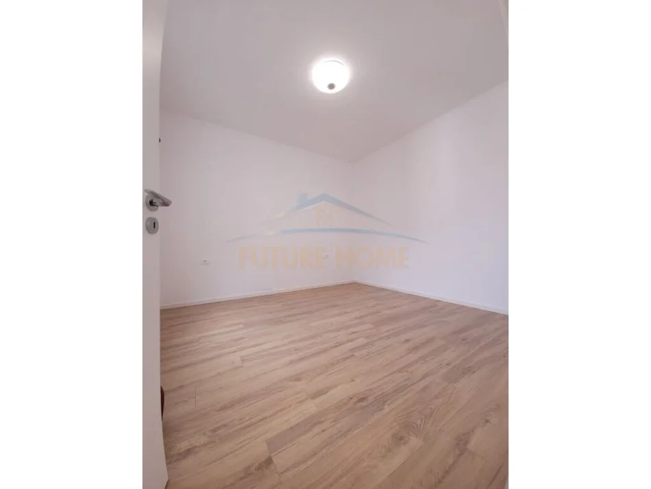 Tirane, shitet apartament 1+1, Kati 7, 50 m² 120,000 € (Zogu i Zi)