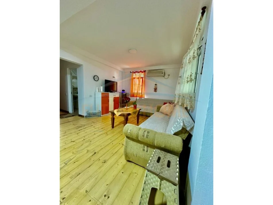 Durres, shitet apartament 1+1 Kati 1, 104 m² 82,000 € (golem)