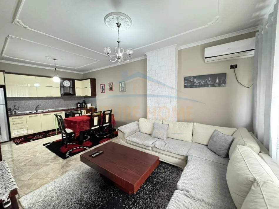 Tirane, shitet 2+1, Kati 4, 94 m² 123,000 € (Astir)