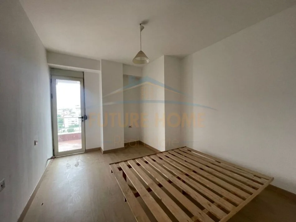Tirane, shitet apartament 1+1, Kati 8, 68 m² 150,600 € (BULEVARDI I RI)