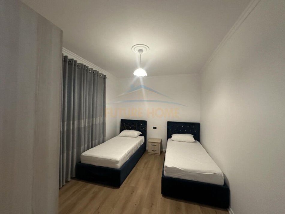 Tirane, jepet me qera apartament 2+1, Kati 3, 100 m² 450 € (Rruga e Dibres)