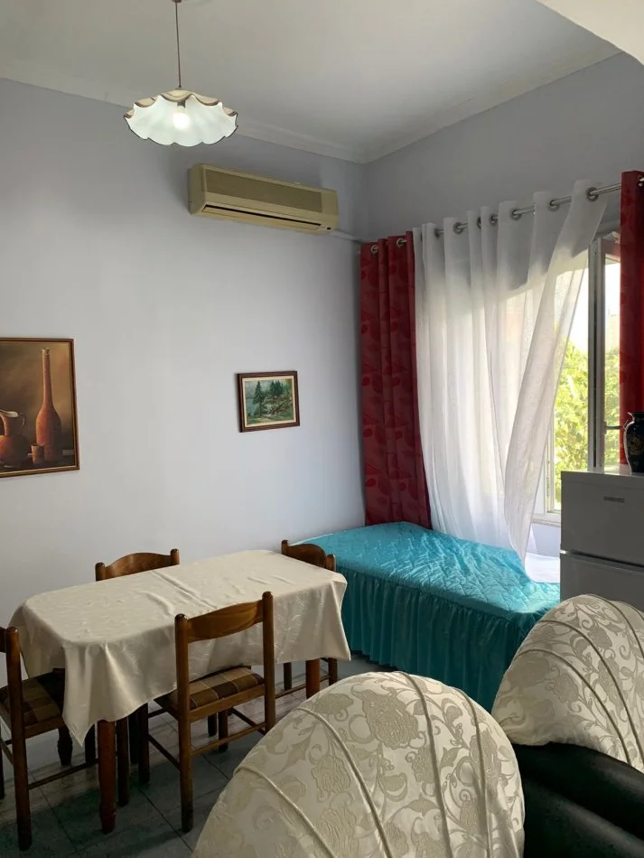 Tirane, jepet me qera apartament 2+1 Kati 3, 80 m² 550 € 
