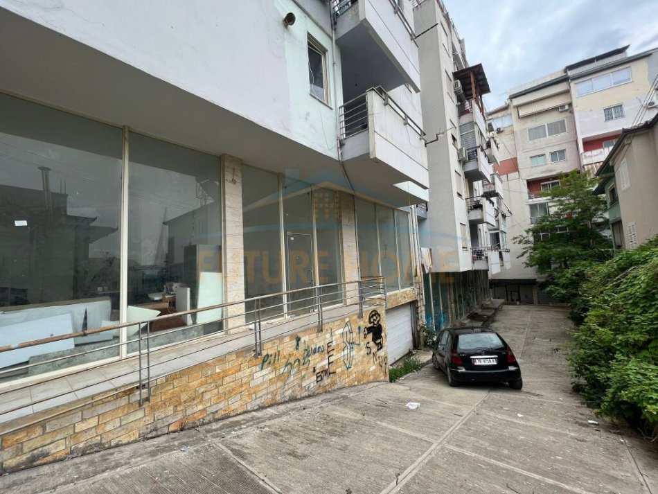 Tirane, shitet apartament , Kati 1, 69 m² 56,000 € (Rruga e Teleferikut Fresk)