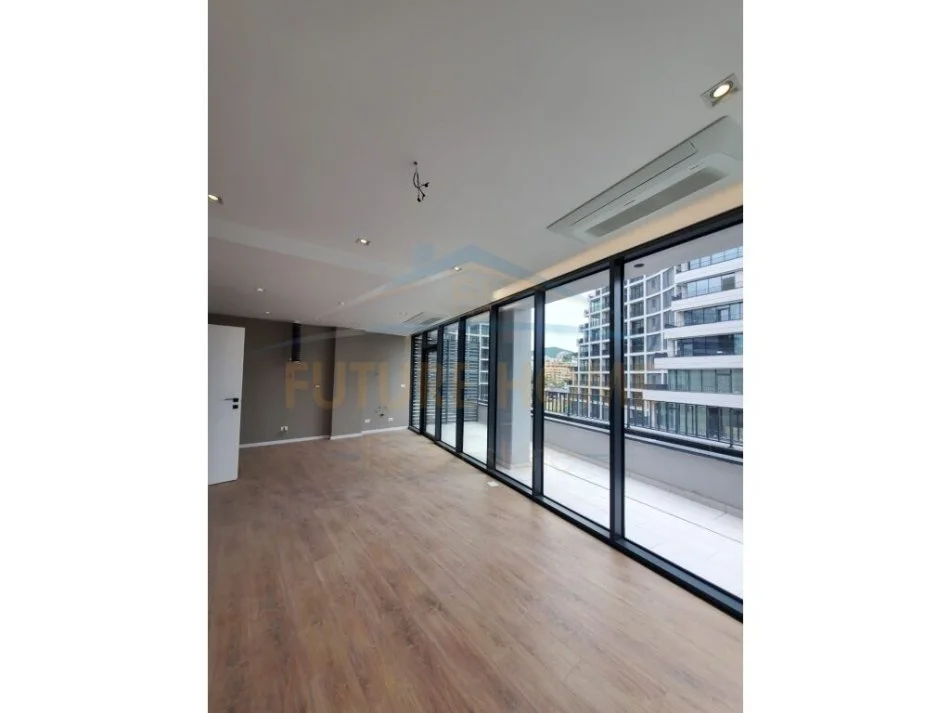 Tirane, jepet me qera apartament 2+1 Kati 3, 105 m² 1.300 € (Depo, Lake View)