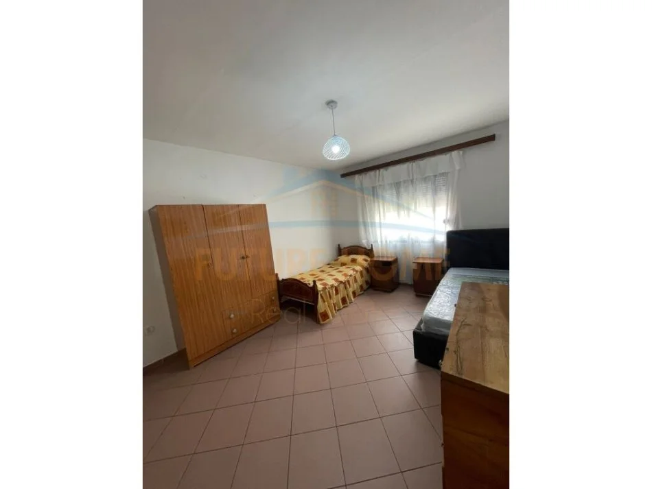 Tirane, jepet me qera apartament 2+1 Kati 2, 73 m² 450 € (21-Dhjetori)