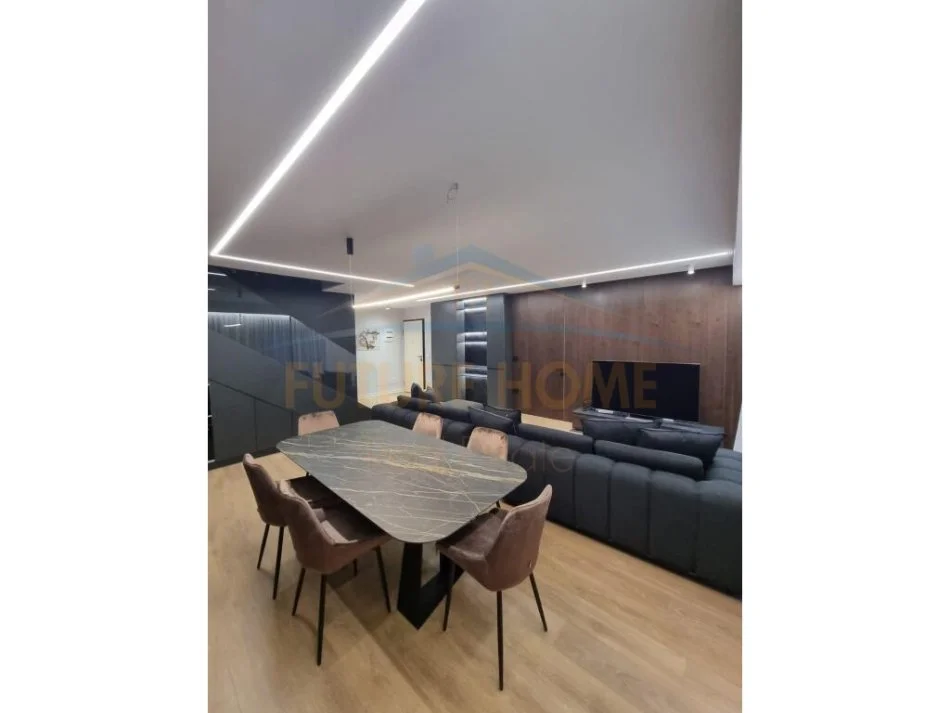 Tirane, shitet apartament duplex Dublex Kati 12, 187 m² 440.000 € (GARDEN BUILDING)