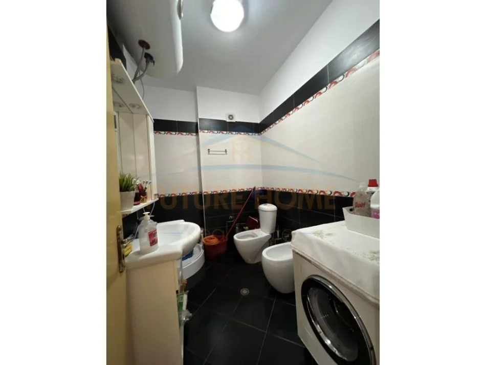 Tirane, shitet apartament 2+1+Aneks+Ballkon Kati 5, 100 m² 137.000 € (teodor keko)