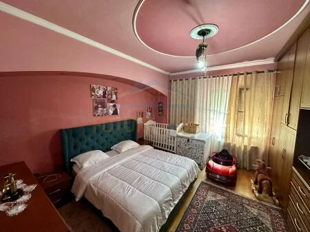 Tirane, shitet apartament 2+1 Kati 8, 132 m² 335000€ (RRUGA E KAVAJES)