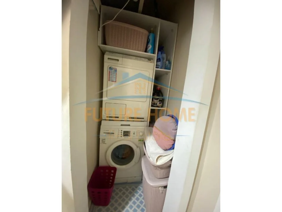 Tirane, shitet apartament 1+1 Kati 1, 58 m² 130.000 € (Stacioni i trenit)