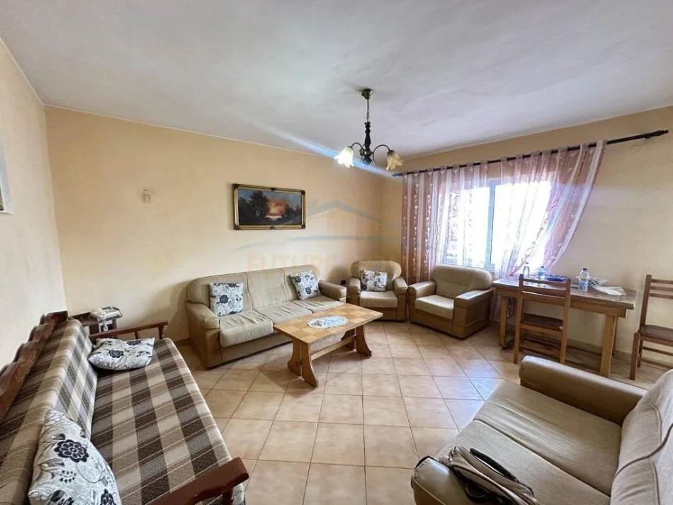 Tirane, shitet apartament 2+1 Kati 5, 79 m² 115,000 € (SELVIA)