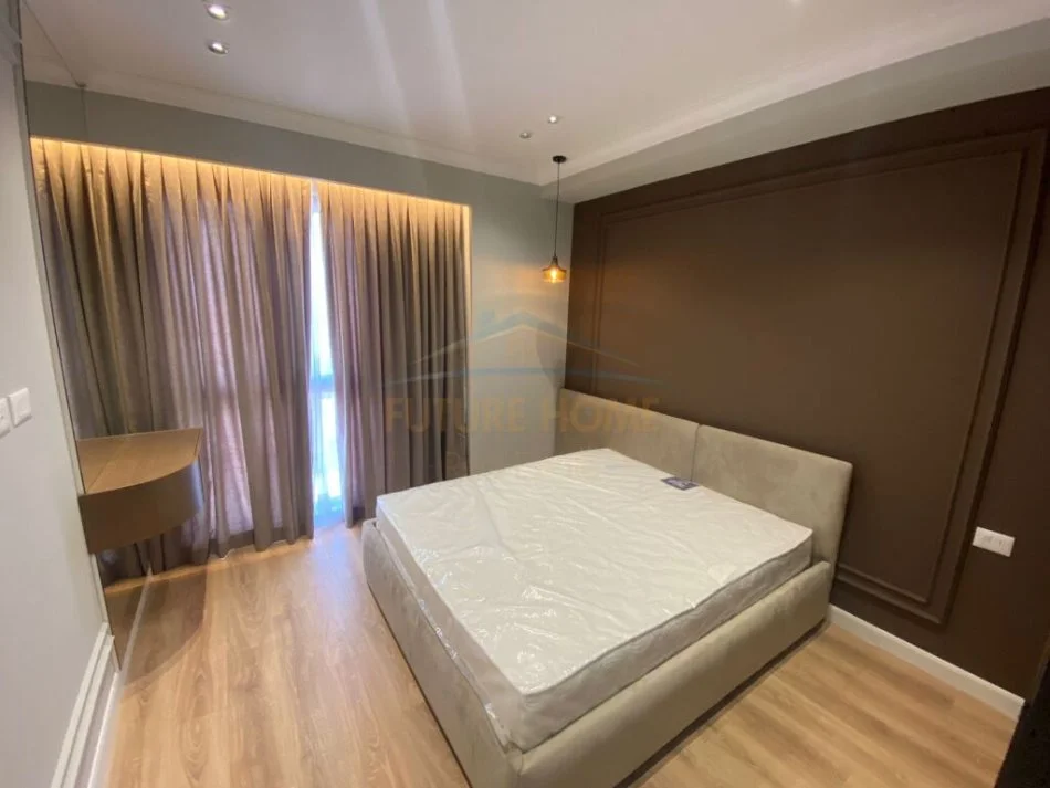 Tirane, jepet me qera apartament 2+1 Kati 9, 84 m² 650 € (Rruga e Dibres)