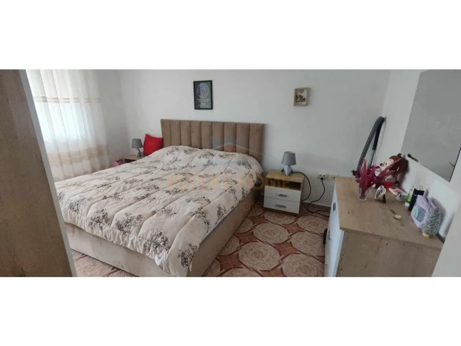 Tirane, shitet apartament 2+1+Aneks Kati 4, 71 m² 110.000 € (Brryli)
