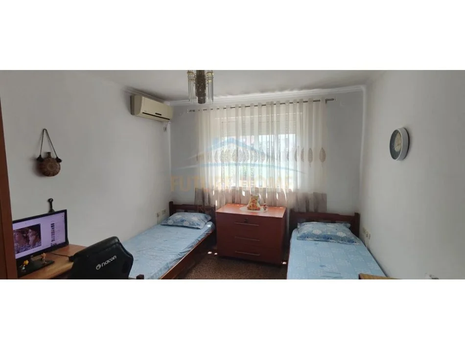 Tirane, shitet apartament 2+1+Aneks Kati 4, 71 m² 110.000 € (Brryli)