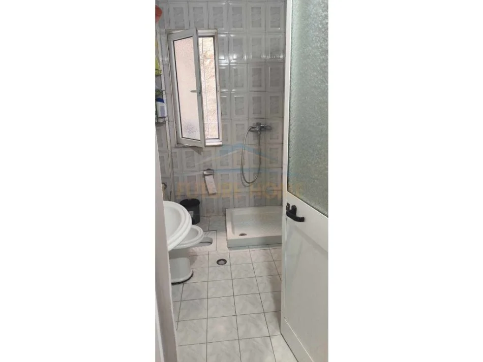 Tirane, shitet apartament 2+1+Aneks Kati 4, 71 m² 110.000 € (Brryli)