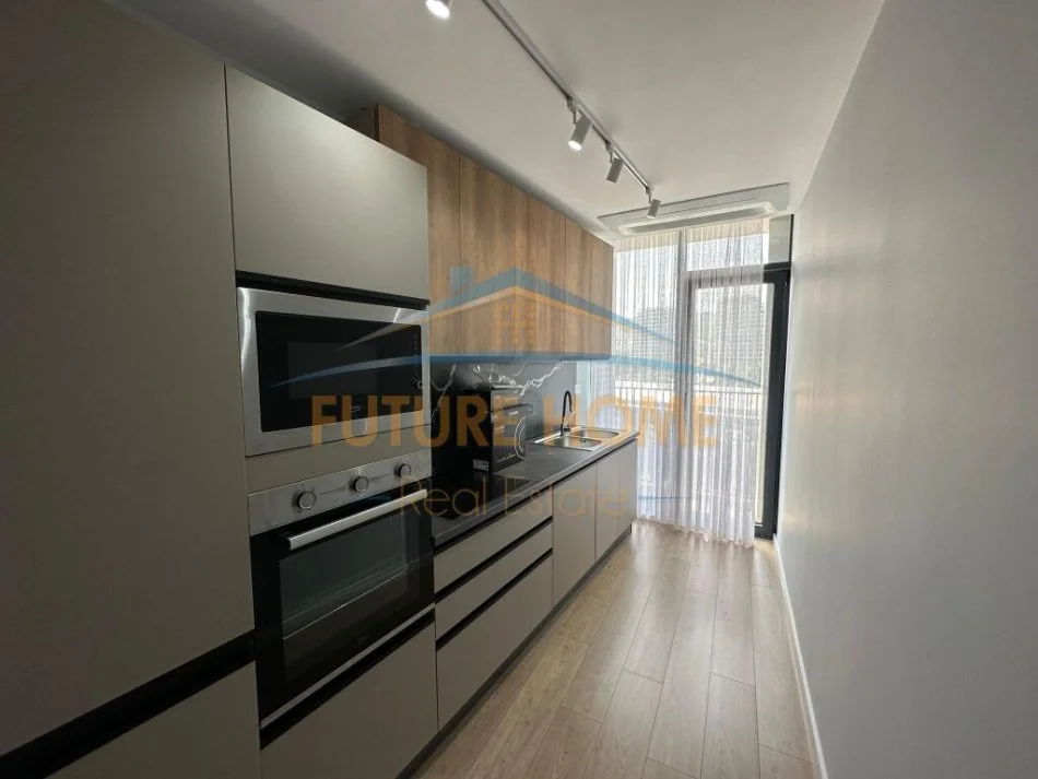 Qira, apartament 1+1+ post parkimi, rruga e Kosovareve, 1000 EUR/muaj