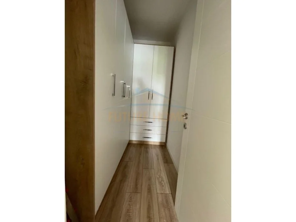 Tirane, jepet me qera apartament 1+1 Kati 3, 73 m² 550 € (KODRA E DIELLIT)