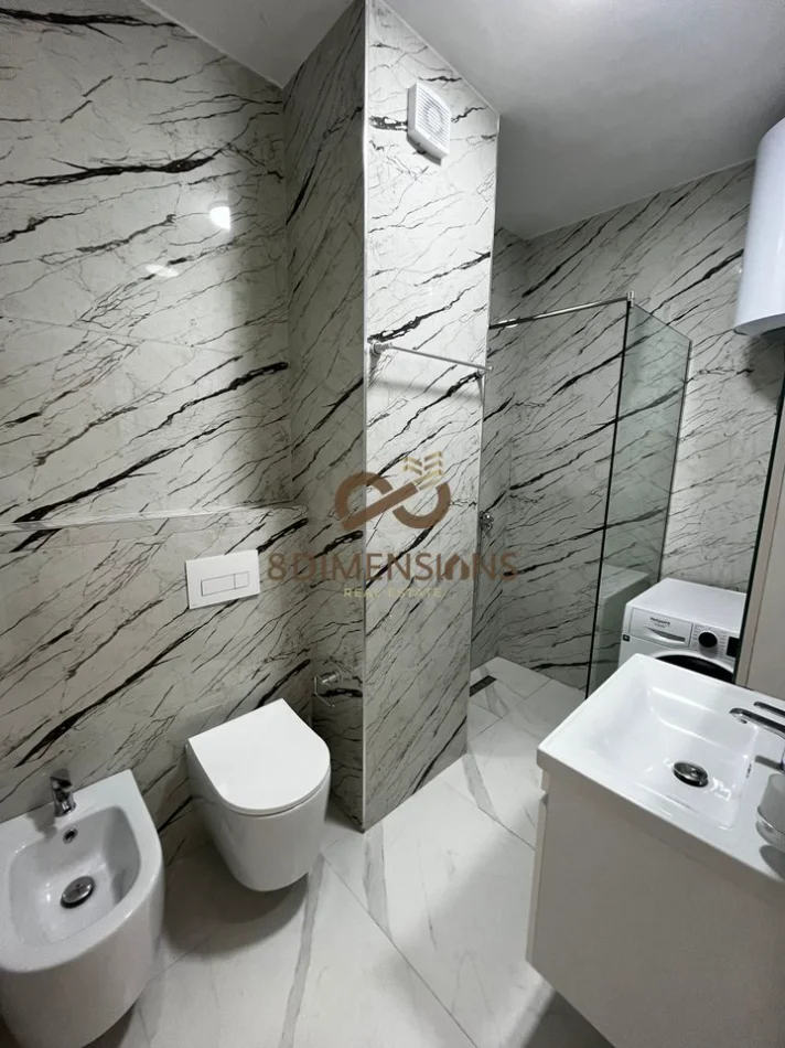 Tirane, jepet me qera 1+1 Kati 6, 68 m² 450 € (astir)