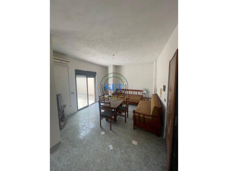 Durres, shitet apartament 1+1, Kati 6, 146 m² 80,000 € (Plazh Hekurudha)