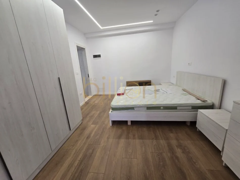 Tirane, shitet garsonier 1+1 , 30 m² 95.000 € (Rruga Bardhyl)