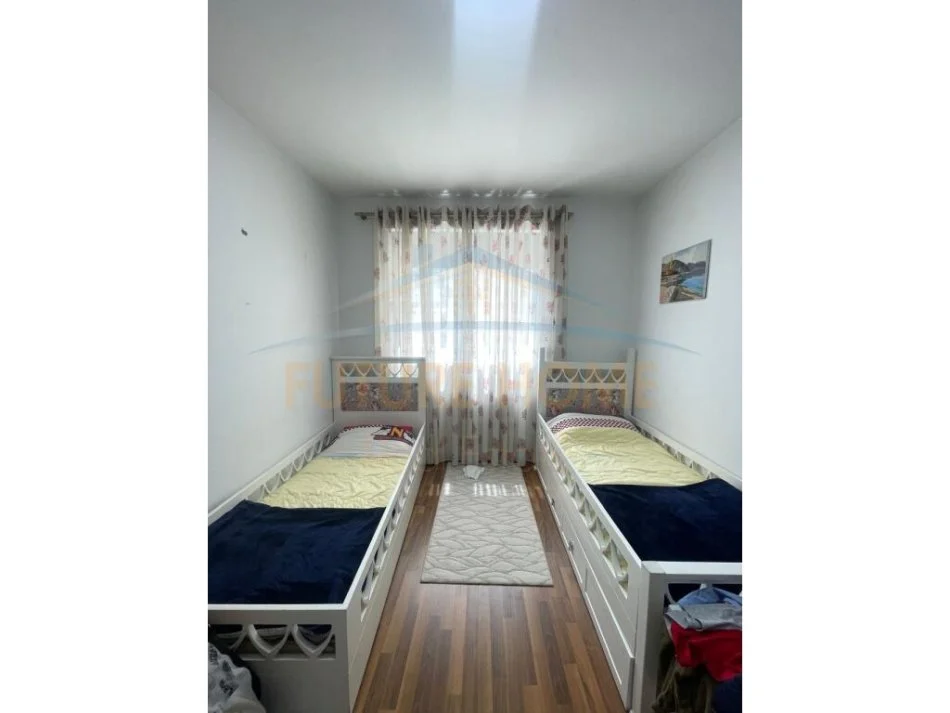 Tirane, jepet me qera apartament 2+1 Kati 7, 120 m² 800 € (Ish Parku)