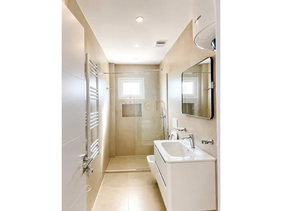 Tirane, shitet 1+1 , 62 m² (Don Bocso)