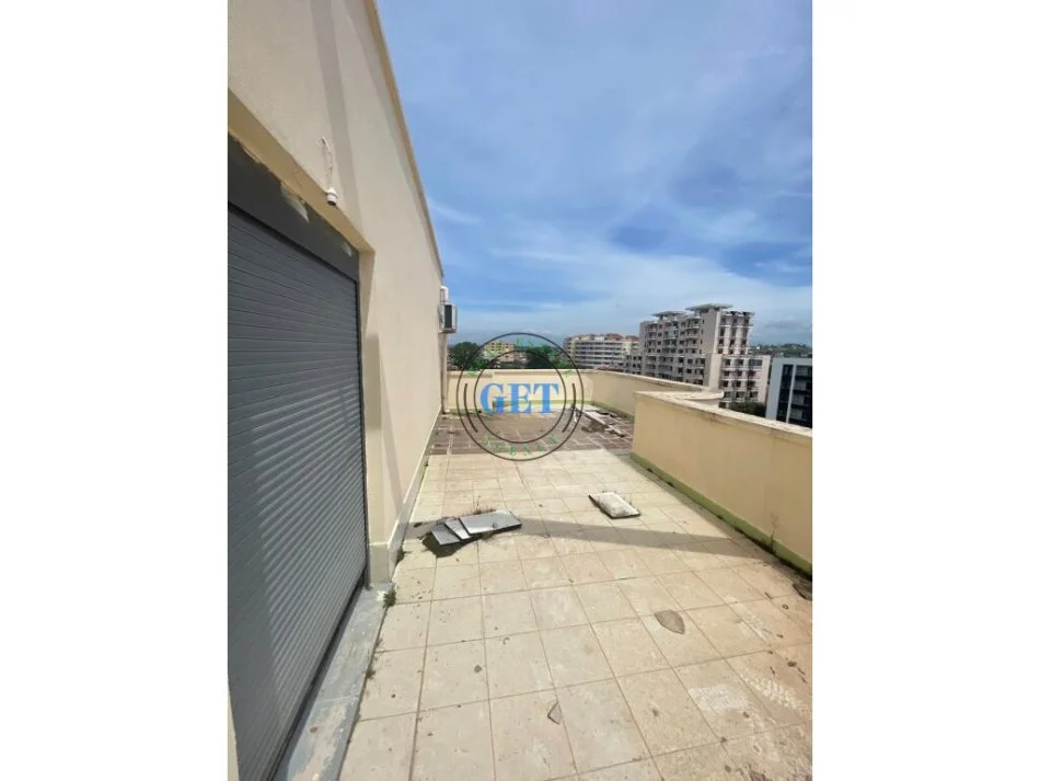 Durres, shitet apartament 1+1+Aneks+Ballkon, Kati 6, 146 m² 80,000 € (Hekurudha,Plazh)