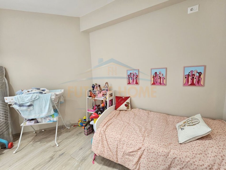 Durres, shitet apartament 2+1 Kati 3, 81 m² 134.000 € (LAGJA 3, DURRES)
