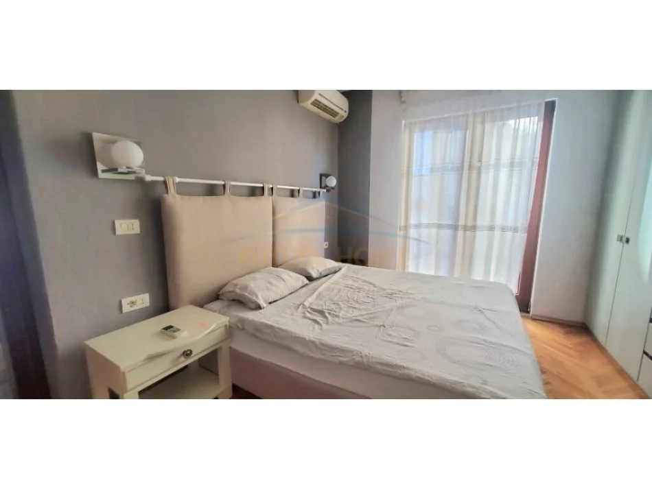 Tirane, jepet me qera apartament 1+1 Kati 6, 70 m² 600 € (MYSLYM SHYRI)