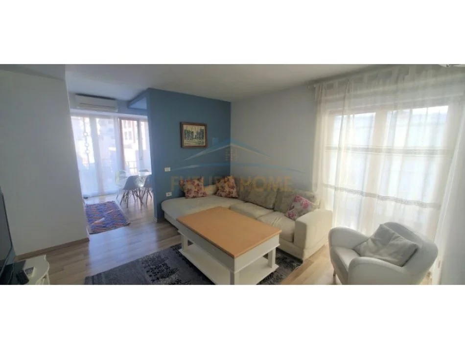 Tirane, jepet me qera apartament 1+1 Kati 6, 70 m² 600 € (MYSLYM SHYRI)