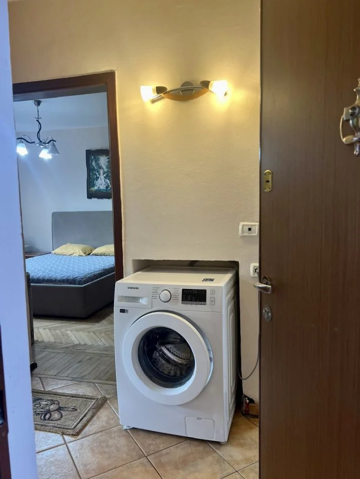 Tirane, jepet me qera apartament 2+1+Aneks Kati 3, 75 m² 650 € (Myslym Shyri)