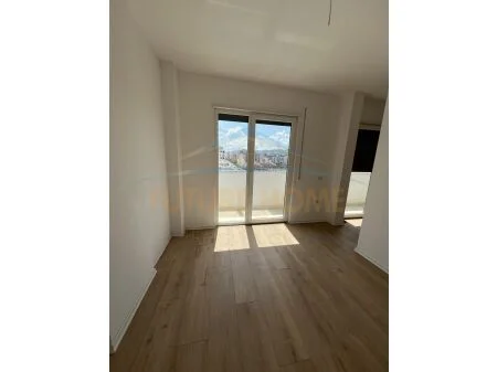 Tirane, shitet apartament 2+1 Kati 5, 80 m² 120.050 € (UNAZA E RE)