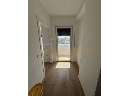Tirane, shitet apartament 2+1 Kati 5, 80 m² 120.050 € (UNAZA E RE)