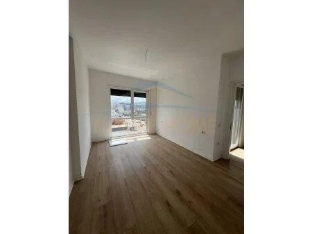 Tirane, shitet apartament 2+1 Kati 5, 80 m² 120.050 € (UNAZA E RE)