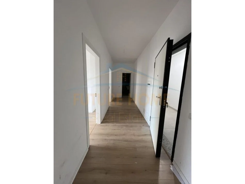 Tirane, shitet apartament 2+1 Kati 1, 115 m² 155.000 € (UNAZA RE , ASTIR)  UNA41447