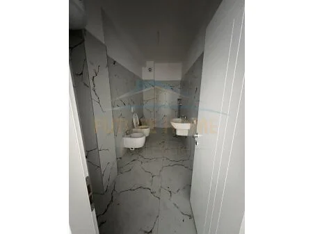 Tirane, shitet apartament 2+1 Kati 1, 115 m² 155.000 € 