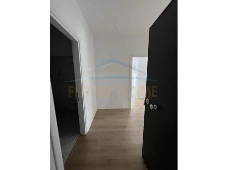 Tirane, shitet apartament 2+1 Kati 1, 100 m² 169.000 € 