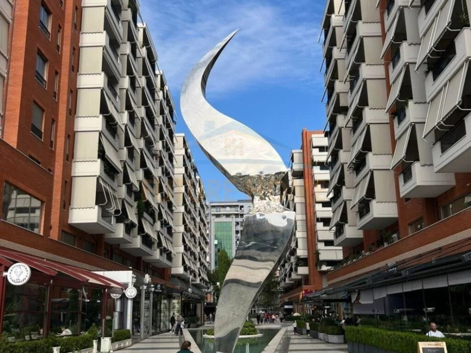 Tirane, shitet apartament 2+1+Ballkon Kati 5, 114 m² 360.000 € (Delijorgji)