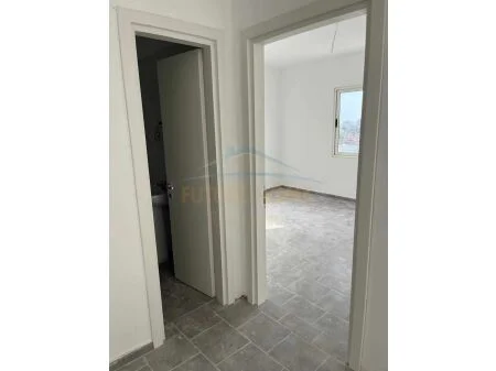 Durres, shitet apartament 1+1 Kati 6, 65 m² 88.000 € (Ura e Dajlanit, Durres AREA41523)