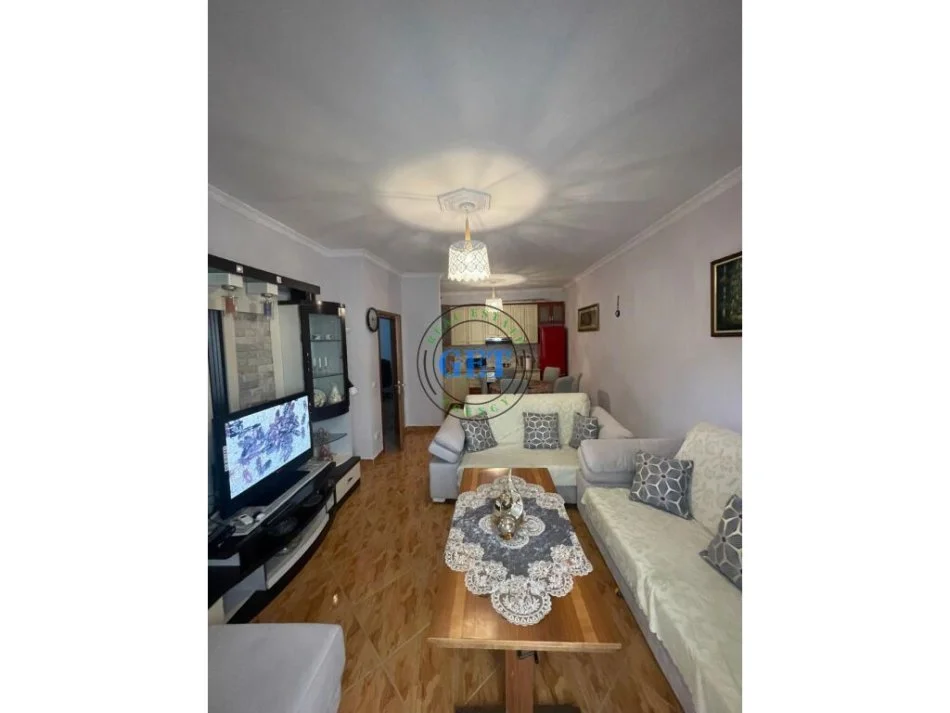 Durres, jepet me qera apartament 1+1 Kati 5, 61 m² 350 € (Plazh Iliria, Durres)