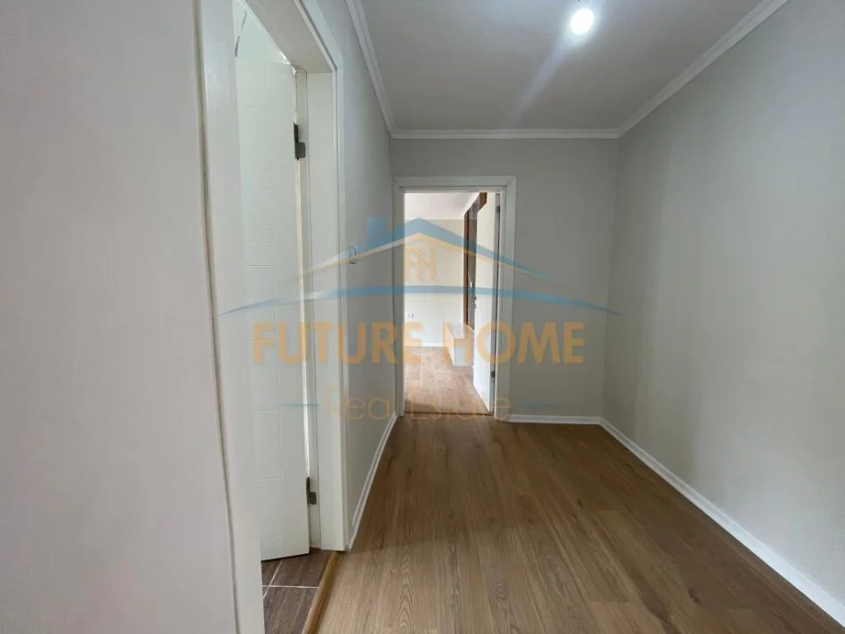 Tirane, shitet apartament 1+1 Kati 3, 56 m² 87.000 € (ISH RESTORANT DURRESI)
