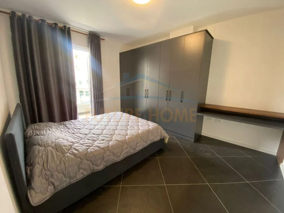 Tirane, shitet apartament 2+1+Ballkon Kati 2, 112 m² 145.000 € (Fresk)