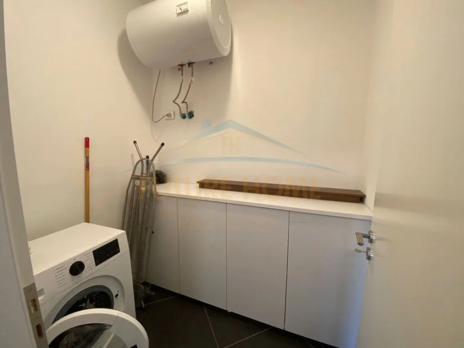 Tirane, shitet apartament 2+1+Ballkon Kati 2, 112 m² 145.000 € (Fresk)