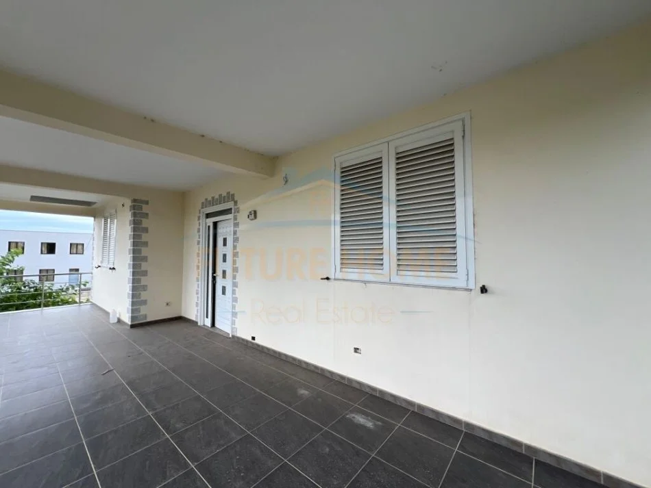 Durres, shitet shtepi 2 Katshe Kati 0, 476 m² 170.000 € (Nishtulla)